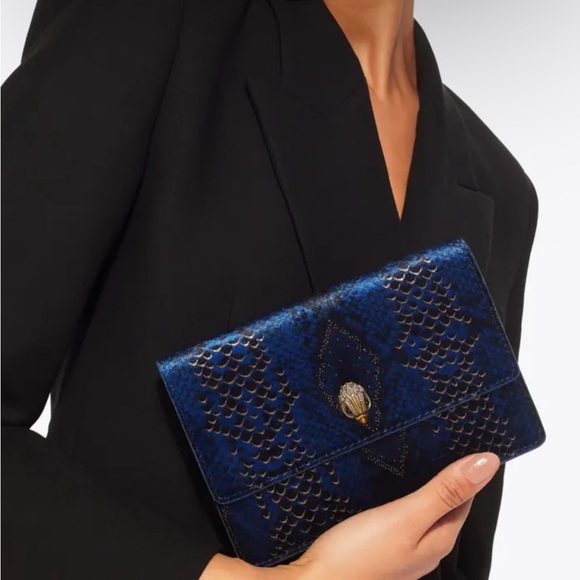 Kurt Geiger Snake-Effect Chain Crossbody Bag in Navy Blue - Picture 3 of 9